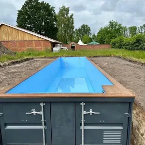 Conteneur maritime transformé en piscine – 12 mètres
